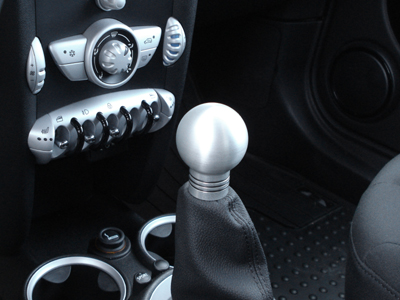 
<a href='https://socalsportscar.storesecured.com/mini-w-manual-transmission-i14-2-detail.htm' class='link ProductTitle'><span itemprop='name'>Aluminum Shift Knob, Mini </span></a><br>